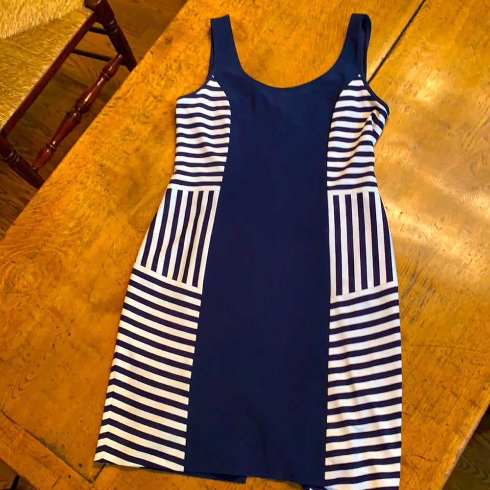 Sleeveless casual dress, barely worn, size 12